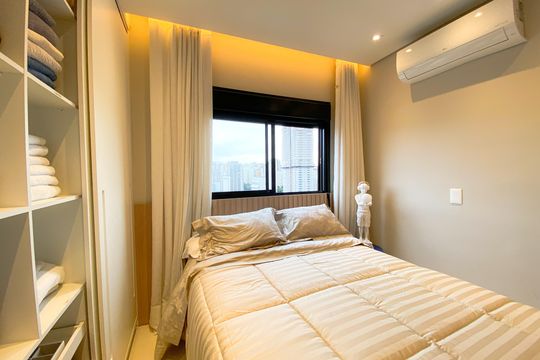 Suíte 1 de apartamento à venda com 2 quartos, 135m² em Água Branca, São Paulo