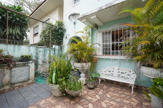 Garagem de casa à venda com 3 quartos, 152m² em Vila Mariana, São Paulo