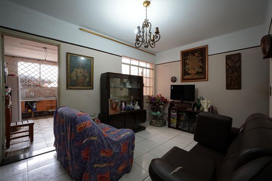 Sala de casa à venda com 3 quartos, 152m² em Vila Mariana, São Paulo