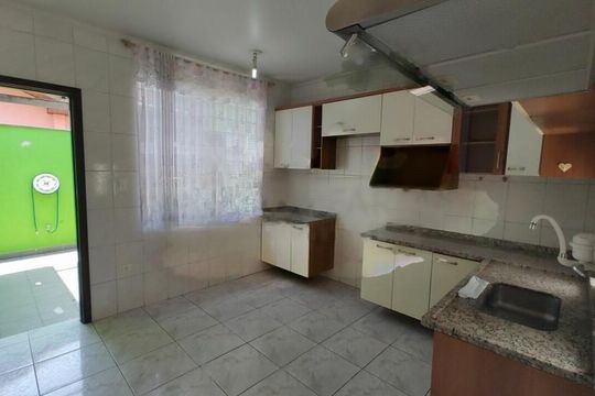 Casa à venda com 3 quartos, 106m² em Interlagos, São Paulo