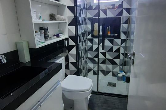 Banheiro de apartamento à venda com 3 quartos, 54m² em Paulicéia, São Bernardo do Campo
