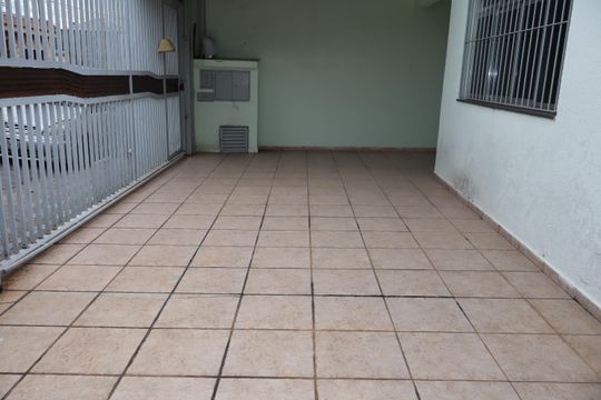 Garagem de casa à venda com 4 quartos, 160m² em Vila Alpina, São Paulo