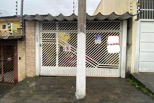 Fachada de casa à venda com 2 quartos, 60m² em Vila Ede, São Paulo