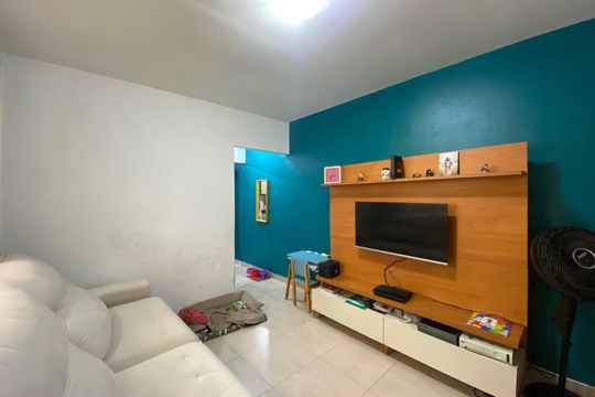 Sala de casa à venda com 2 quartos, 60m² em Vila Ede, São Paulo