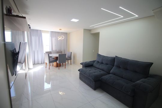 Sala de apartamento à venda com 3 quartos, 180m² em Inconfidentes, Contagem