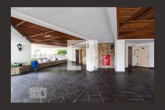 Hall de entrada de apartamento à venda com 3 quartos, 64m² em Vila Mascote, São Paulo