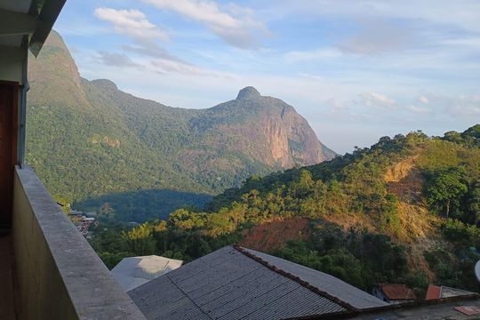 Apartamento para alugar com 1 quarto, 25m² em Chácara Flora, Petrópolis