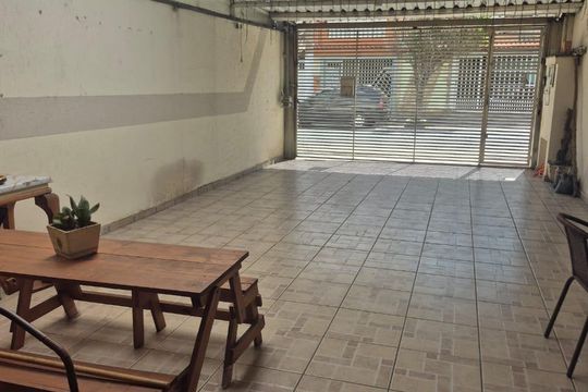 Área externa de casa à venda com 4 quartos, 270m² em Vila Esperança, São Paulo