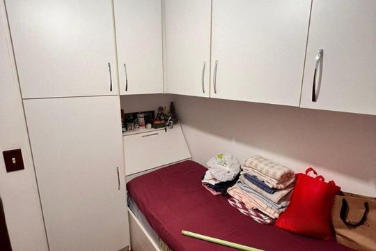 Quarto 1 de apartamento para alugar com 2 quartos, 69m² em Jardim Carvalho, Porto Alegre