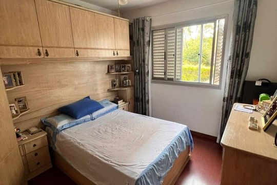 Quarto 2 de apartamento para alugar com 2 quartos, 69m² em Jardim Carvalho, Porto Alegre