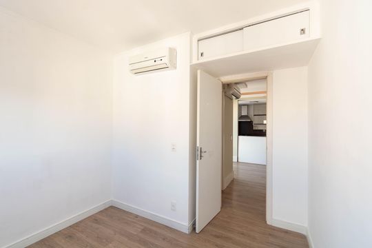 Apartamento à venda com 2 quartos, 55m² em Fátima, Canoas