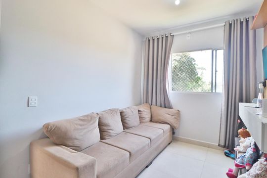 Apartamento para alugar com 2 quartos, 49m² em Dona Zulmira, Uberlândia