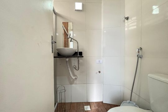 Banheiro de apartamento para alugar com 1 quarto, 20m² em Copacabana, Rio de Janeiro