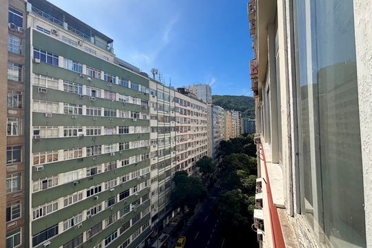 Quarto de apartamento à venda com 1 quarto, 45m² em Copacabana, Rio de Janeiro