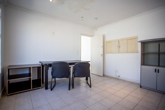 Casa para alugar com 6 quartos, 600m² em São Lourenço, Curitiba