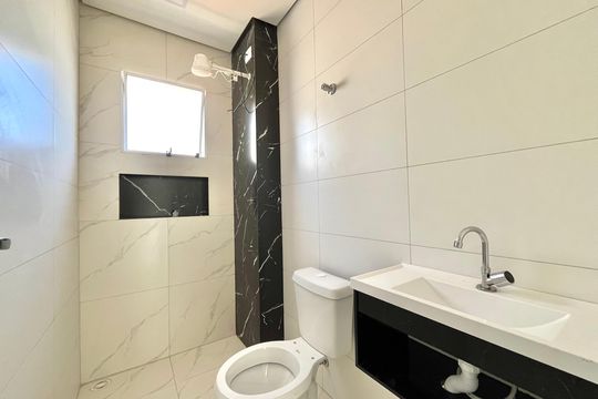 Banheiro de apartamento à venda com 2 quartos, 45m² em Mirandópolis, São Paulo