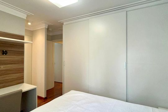Suíte 3 de apartamento para alugar com 4 quartos, 130m² em Paraíso, São Paulo