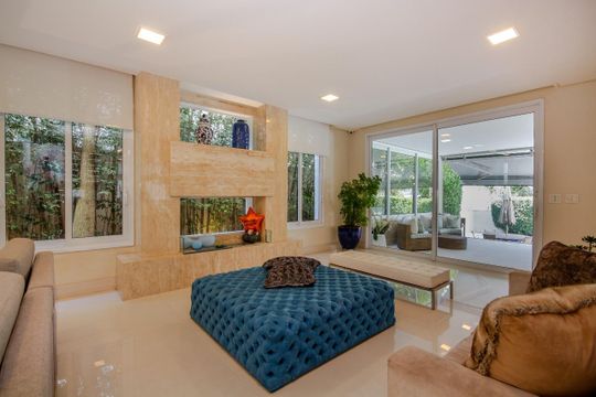 Sala de casa de condomínio à venda com 4 quartos, 439m² em Alphaville, Santana de Parnaíba