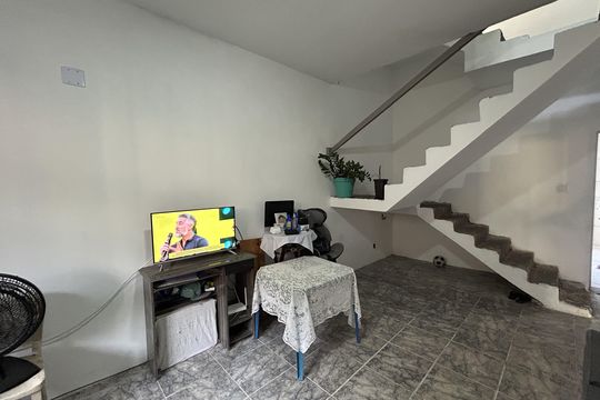 Sala de casa à venda com 4 quartos, 80m² em Jardim Sulacap, Rio de Janeiro