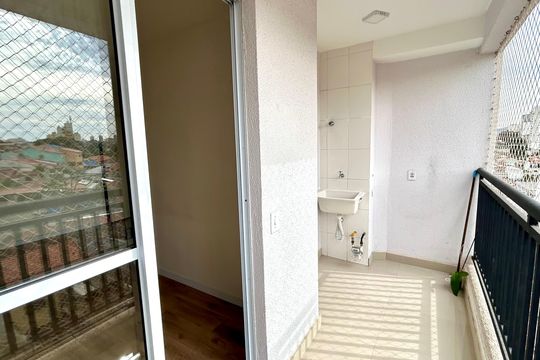 Varanda da Sala de apartamento à venda com 2 quartos, 48m² em Jardim Vila Galvao, Guarulhos