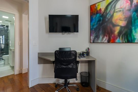 Quarto 2 de apartamento à venda com 2 quartos, 68m² em Indianópolis, São Paulo