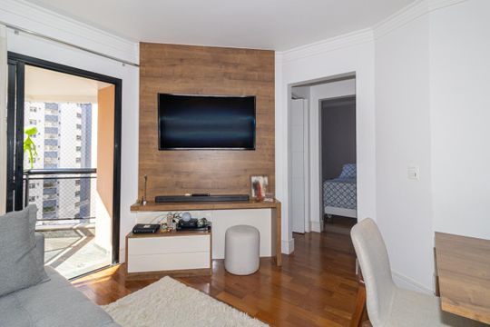 Sala de apartamento à venda com 2 quartos, 68m² em Indianópolis, São Paulo