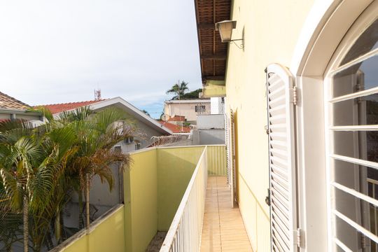 Sacada da Suíte e quarto 02 de casa à venda com 4 quartos, 178m² em Nova Campinas, Campinas