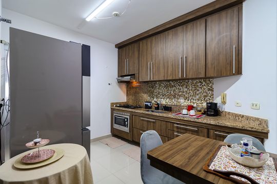 Apartamento à venda com 2 quartos, 129m² em Vila Suzana, São Paulo