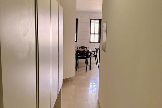 Corredor de apartamento para alugar com 3 quartos, 110m² em Alphaville Industrial, Barueri