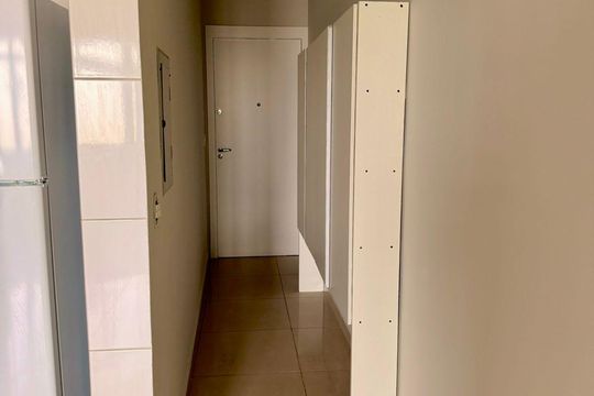Corredor de apartamento para alugar com 3 quartos, 110m² em Alphaville Industrial, Barueri