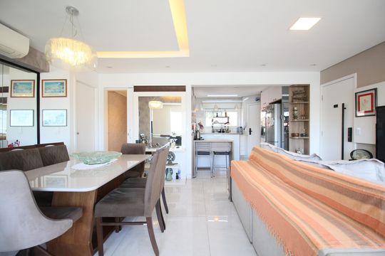 Sala de apartamento à venda com 3 quartos, 131m² em Vila Andrade, São Paulo