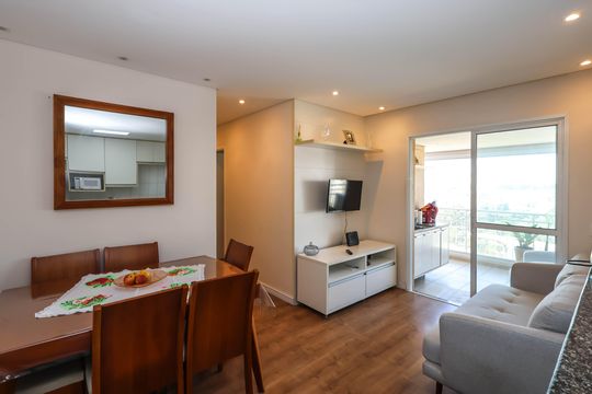 Sala de apartamento à venda com 2 quartos, 60m² em Vila Dom Pedro I, São Paulo