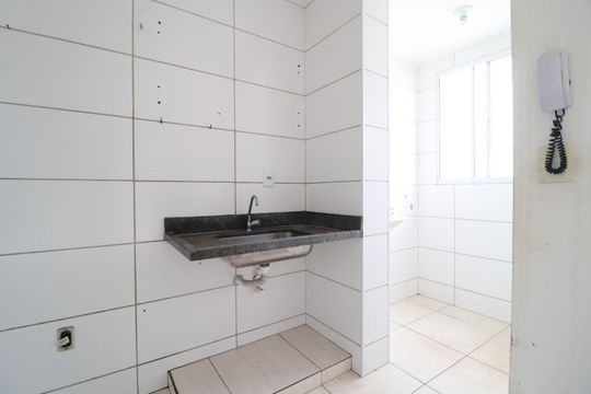 Cozinha de apartamento para alugar com 2 quartos, 69m² em Chácaras Tubalina E Quartel, Uberlândia