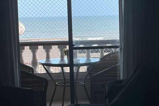Sala de apartamento para alugar com 3 quartos, 90m² em Jardim Luciana, Praia Grande
