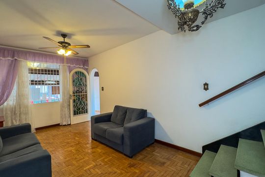 Sala de casa para alugar com 2 quartos, 300m² em Santo Amaro, São Paulo