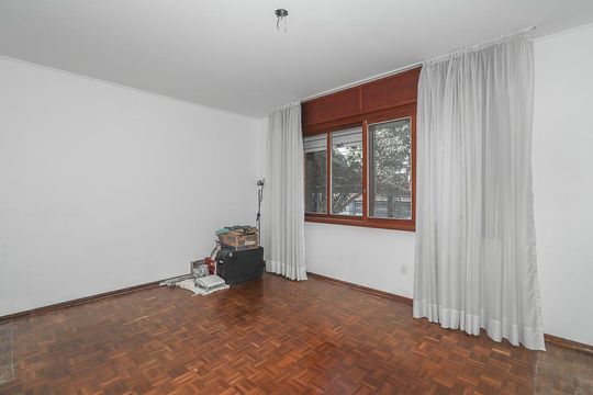Quarto Suíte de casa para alugar com 3 quartos, 232m² em Chácara das Pedras, Porto Alegre