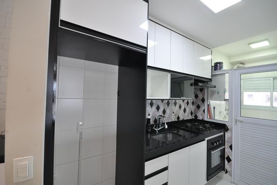 Cozinha de apartamento para alugar com 2 quartos, 67m² em Jardim Modelo, São Paulo