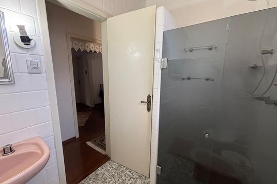 Banheiro da Suíte de casa à venda com 2 quartos, 400m² em Jardim Mauá, Novo Hamburgo