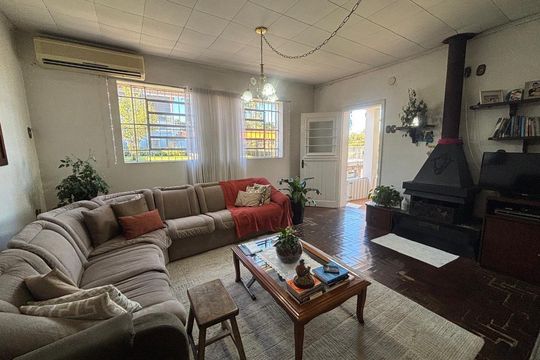 Sala de casa para alugar com 2 quartos, 400m² em Jardim Mauá, Novo Hamburgo