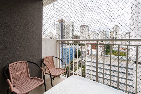 Varanda de apartamento à venda com 1 quarto, 27m² em Vila Nova Conceição, São Paulo