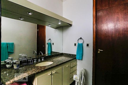 Apartamento para alugar com 5 quartos, 279m² em Jardim da Saúde, São Paulo