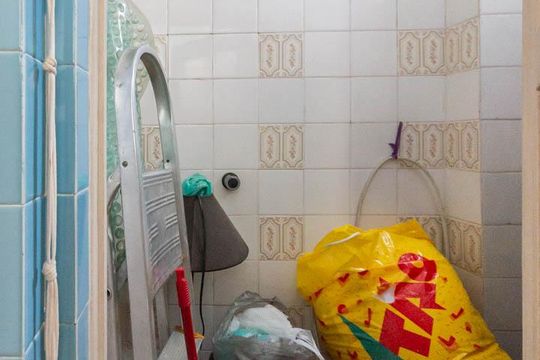 Banheiro de serviço de apartamento para alugar com 2 quartos, 68m² em Maracanã, Rio de Janeiro