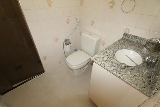 Banheiro de apartamento para alugar com 3 quartos, 80m² em Vila Ema, São José dos Campos