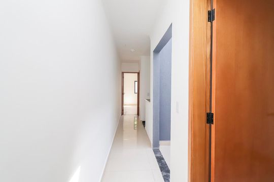 Corredor do Piso Superior de casa à venda com 3 quartos, 116m² em Cidade Líder, São Paulo