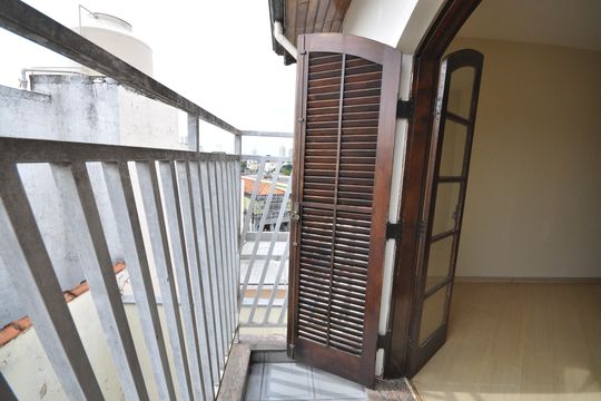 Sacada do Quarto 3 de casa à venda com 4 quartos, 327m² em Vila Guilherme, São Paulo
