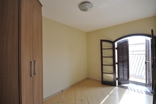 Quarto 4 de casa à venda com 4 quartos, 327m² em Vila Guilherme, São Paulo