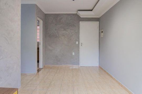 Sala/Sala de jantar de apartamento para alugar com 2 quartos, 57m² em Parque Alvorada, Mauá