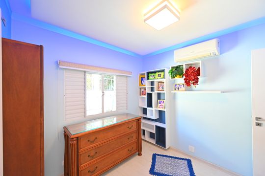 Quarto 3 de casa à venda com 3 quartos, 120m² em Bosque da Saúde, São Paulo