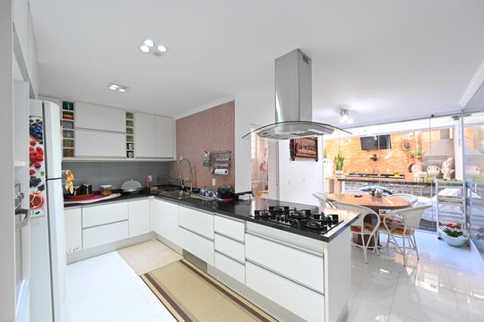 Cozinha de casa à venda com 3 quartos, 120m² em Bosque da Saúde, São Paulo