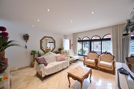 Casa à venda com 3 quartos, 120m² em Bosque da Saúde, São Paulo